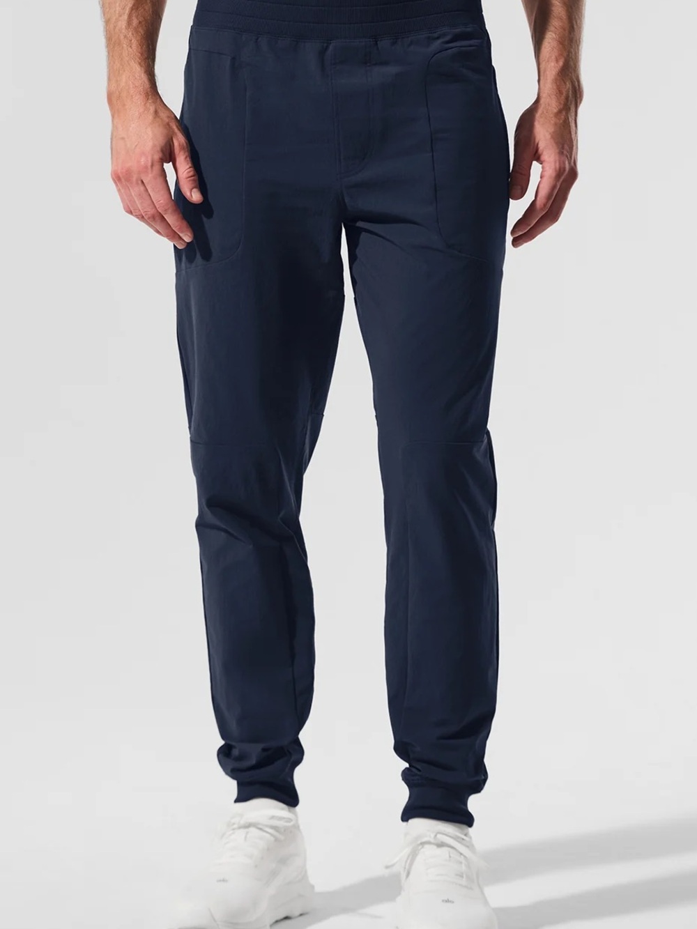 ALO Yoga Co-Op Men's Stretch Joggers